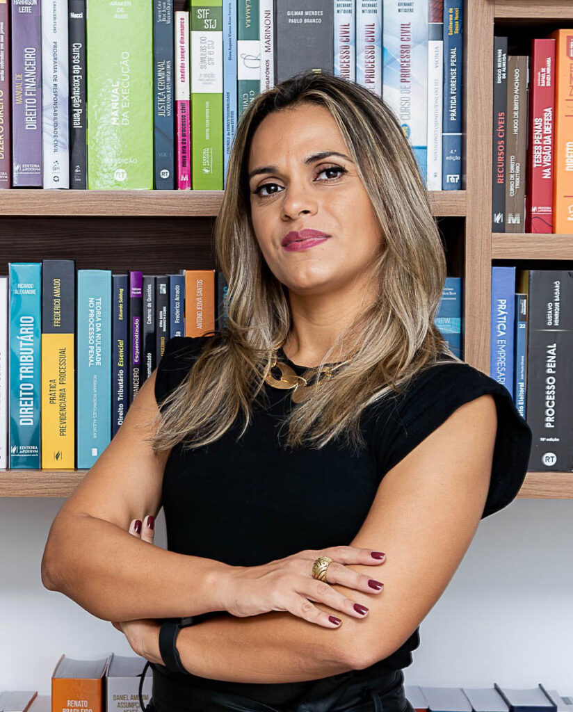 Larissa Maria